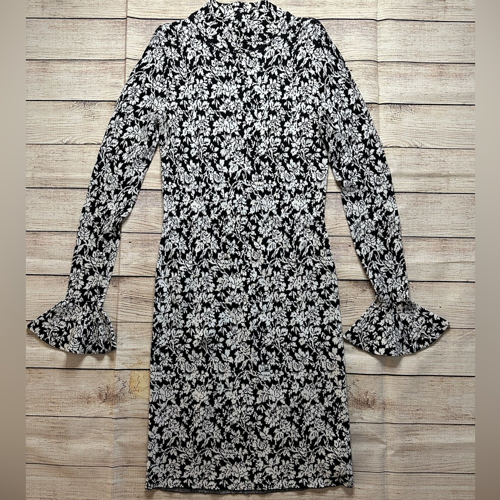 Michael Kors Bell Sleeve dress black and white floral print